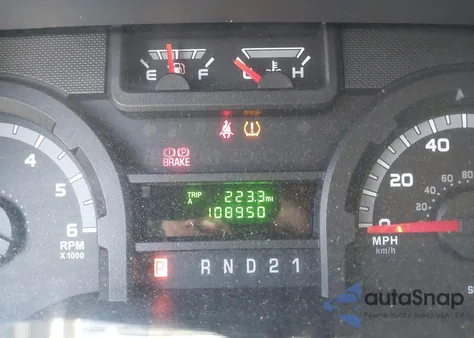 2010 Ford E-250 Commercial/Recreational из США, поврежденный, VIN 1FTNE2EL1ADA49675